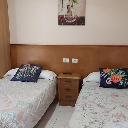 Albergue La Escuela Hostel La Laguna  Екстериор снимка