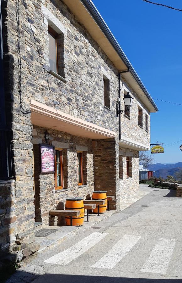 Albergue La Escuela La Laguna  Екстериор снимка